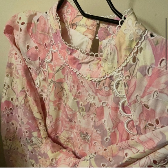 Eyelet dress - Picture 4 of 5